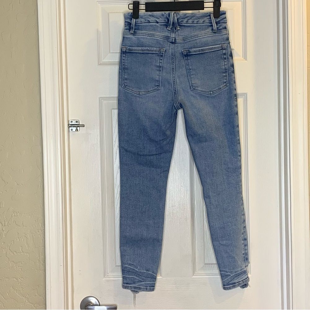 Good American Good Waist Cropped Skinny Jeans Raw Hem Size 4 - Picture 9 of 9